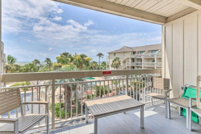 Modern Coastal Condo Retreat Walk to Beach!